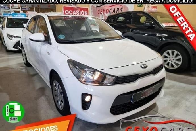 Blanco Usado 2018 Kia Rio Utilitario | 10.500 € (Precio justo) - Imagen 1/3