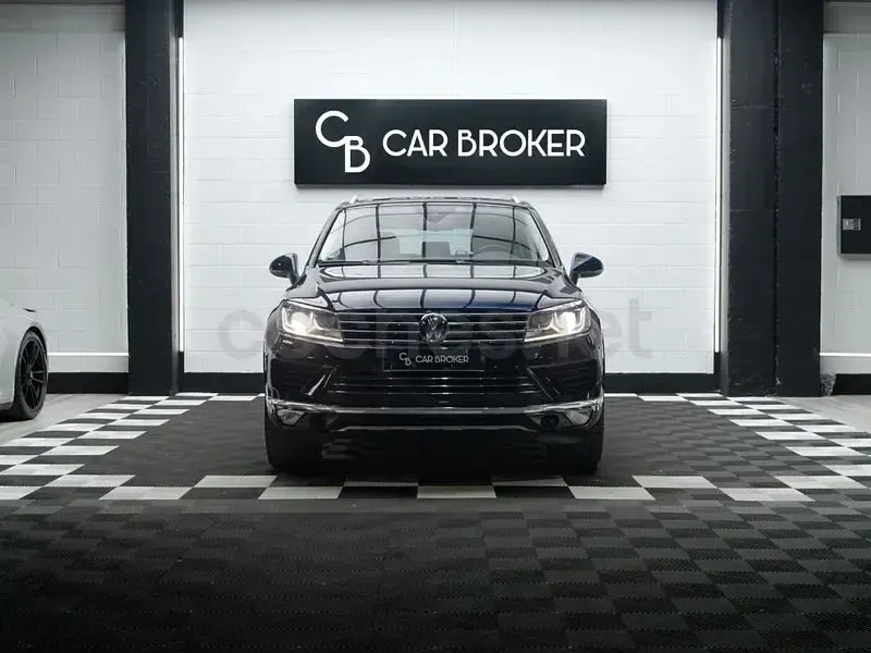 Usado VW Touareg 204 CV (150 kW) 2015 Negro SUV