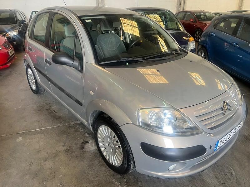 Usado Citroën C3 75 CV (55 kW) 2005 Beige Berlina