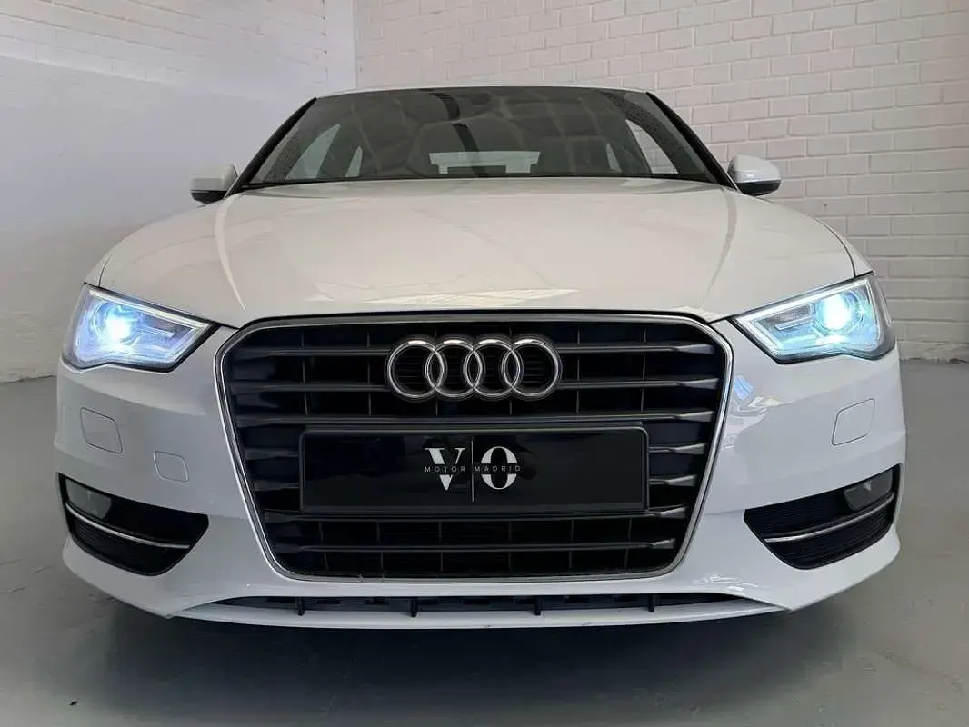 Usado Audi A3 S-Line 122 CV (89 kW) 2014 Blanco Utilitario