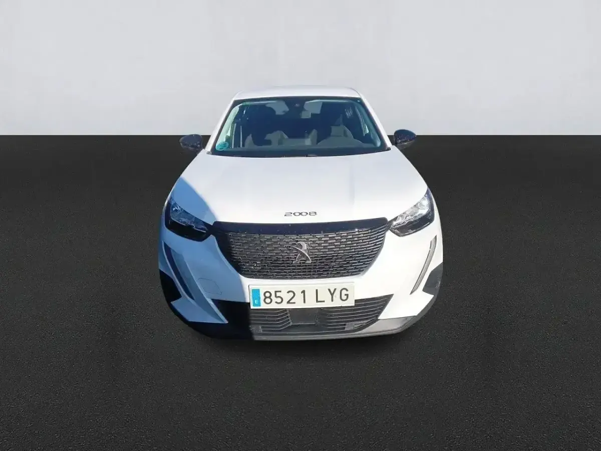 Usado Peugeot 2008 Active 110 CV (80 kW) 2022 Blanco SUV
