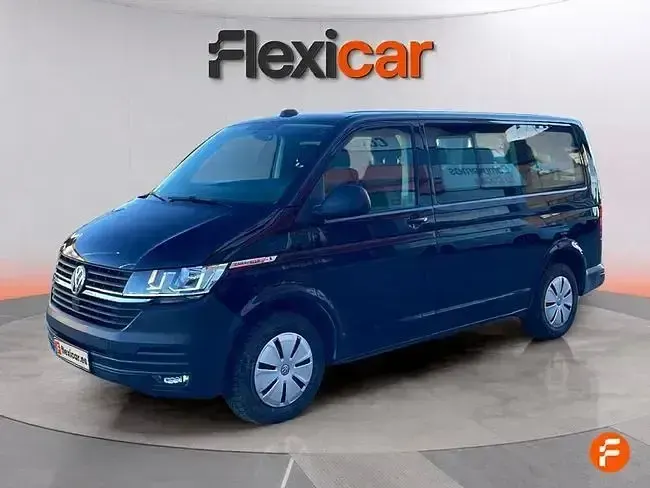 Usado VW Caravelle 150 CV (110 kW) 2024 Negro Van