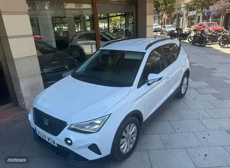 Usado Seat Arona 115 CV (84 kW) 2024 Blanco SUV