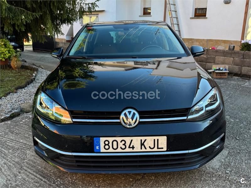 Negro Usado 2018 VW Golf VII Advance Berlina | 14.800 € (Buen precio) - Imagen 1/4