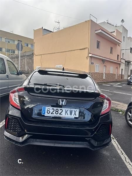 Usado Honda Civic Comfort 120 CV (88 kW) 2018 Negro Berlina
