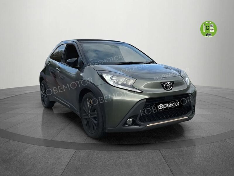 Verde Nuevo 2024 Toyota Aygo Utilitario | 16.595 € - Imagen 1/4