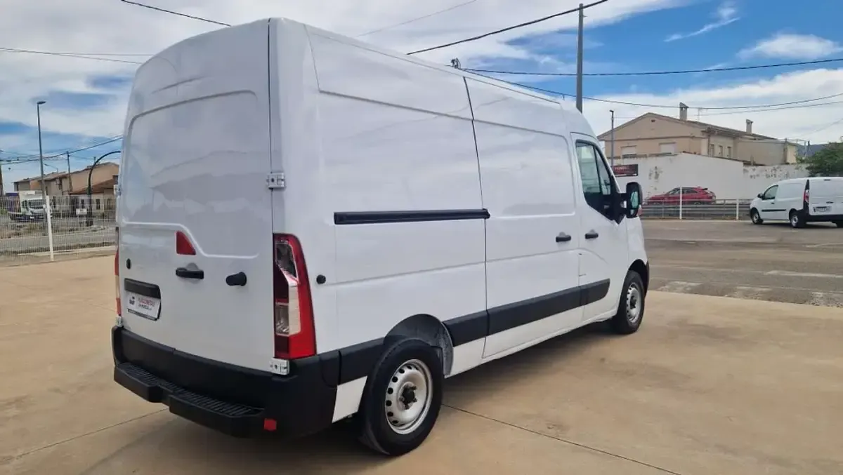 Usado Nissan NV400 Comfort 135 CV (99 kW) 2021 Blanco Van