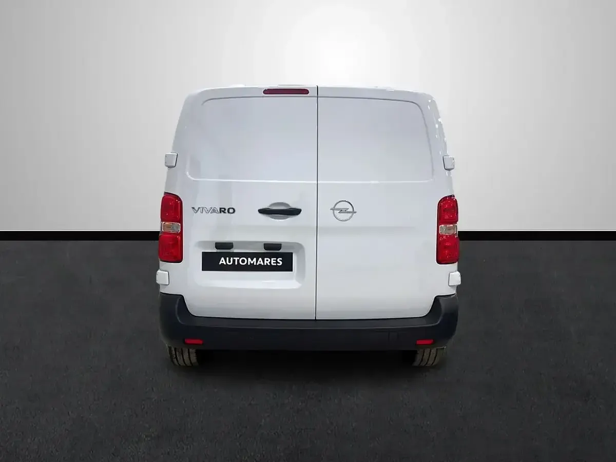 Usado Opel Vivaro S 120 CV (88 kW) 2024 Blanco Monovolumen