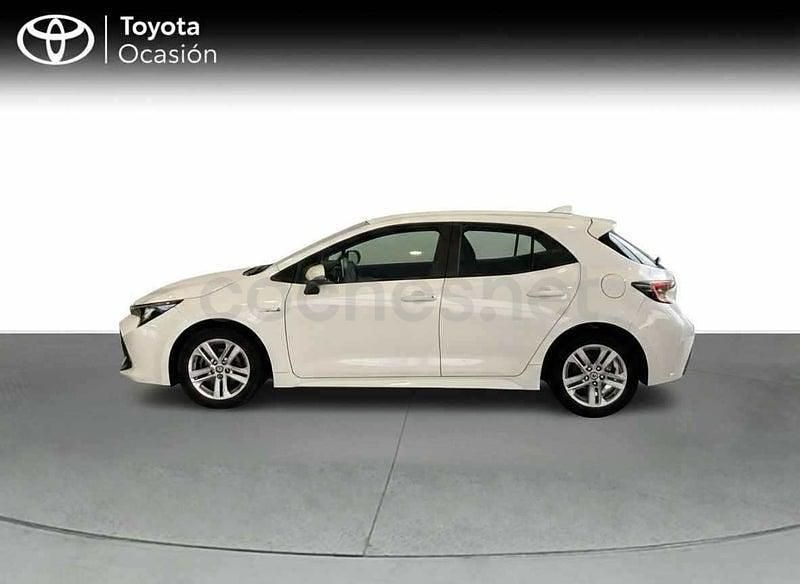 Usado Toyota Corolla Active 122 CV (89 kW) 2022 Blanco Berlina