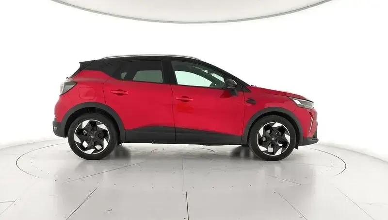 Usado Renault Captur Techno 100 CV (73 kW) 2025 Rojo SUV