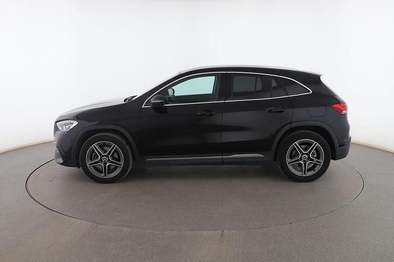 Usado Mercedes GLA250 AMG line 218 CV (160 kW) 2022 Negro SUV