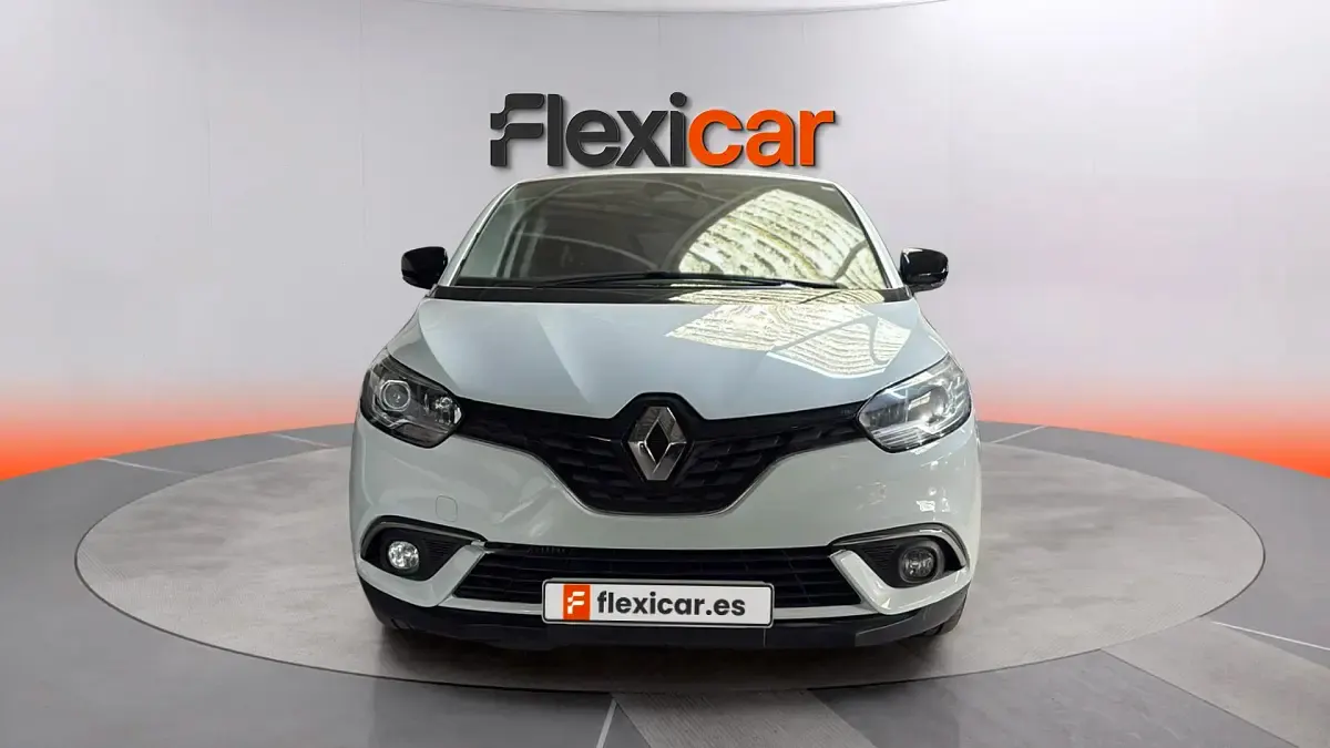 Usado Renault Scenic E-Tech LIMITED 140 CV (102 kW) 2020 Blanco Monovolumen