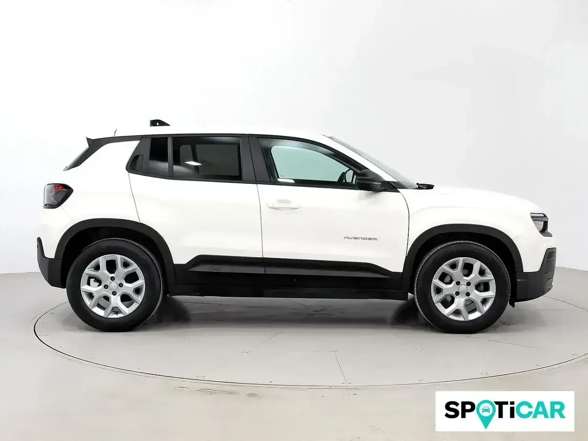 Usado Jeep Avenger Longitude 101 CV (74 kW) 2023 Blanco SUV