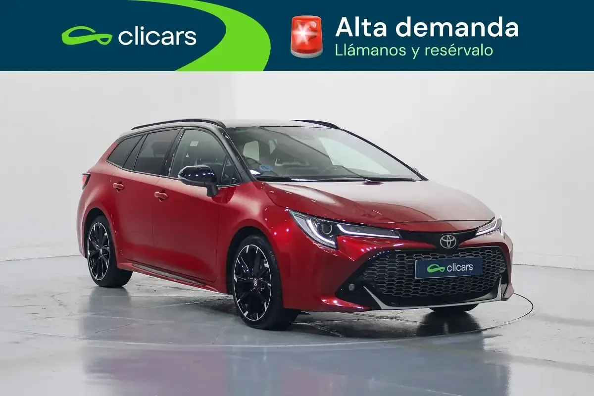 Usado Toyota Corolla Sport 180 CV (132 kW) 2022 Rojo Familiar