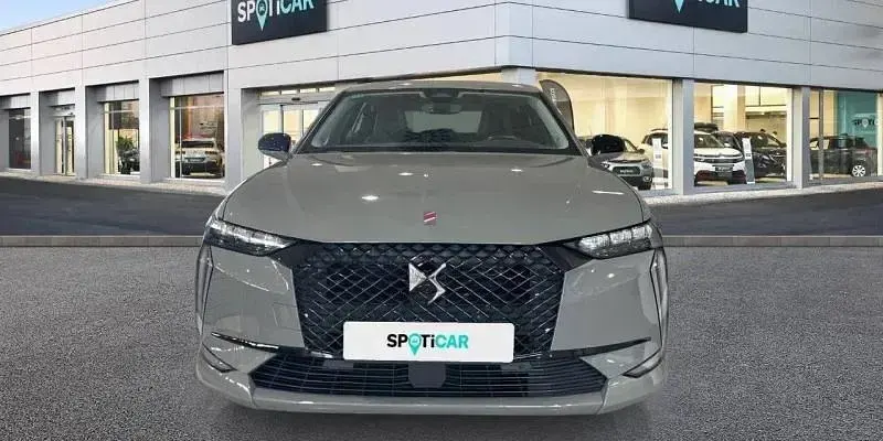 Usado DS Automobiles DS4 Performance 131 CV (96 kW) 2022 Gris SUV