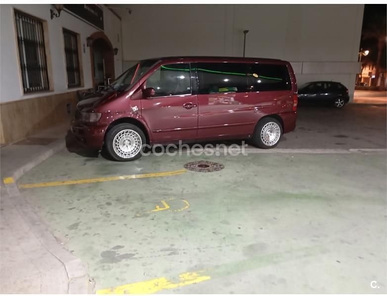 Granate Usado 2000 Mercedes V200 Monovolumen | 5900 € - Imagen 1/4