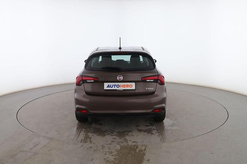 Usado Fiat Tipo Easy 95 CV (69 kW) 2018 Marrón Utilitario