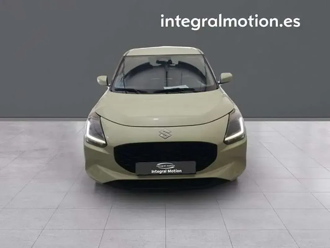 Nuevo Suzuki Swift 82 CV (60 kW) 2025 Verde Utilitario