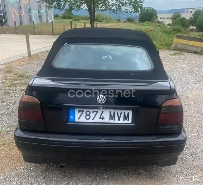 Usado VW Golf Cabriolet 75 CV (55 kW) 1995 Negro Descapotable