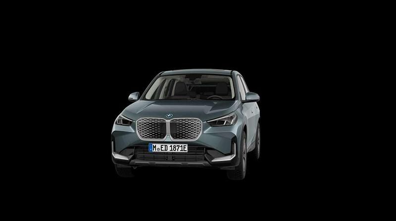 Begagnad BMW iX1 150 kW (204 HK) 2024 Grön SUV