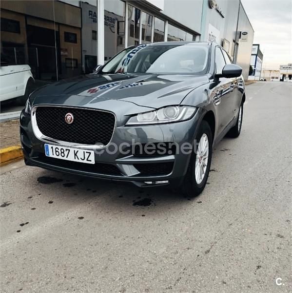 Usado Jaguar F-Pace Pure 180 CV (132 kW) 2018 Gris / plata SUV