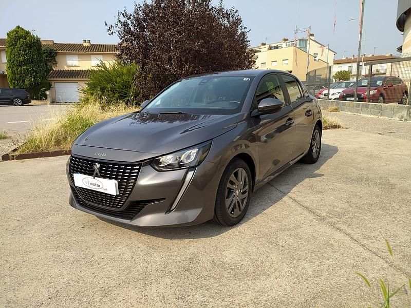 Gris Usado 2021 Peugeot 208 Active Utilitario | 9990 € (Buen precio) - Imagen 1/4