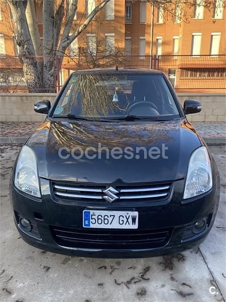 Usado Suzuki Swift GLX 92 CV (67 kW) 2010 Negro Utilitario