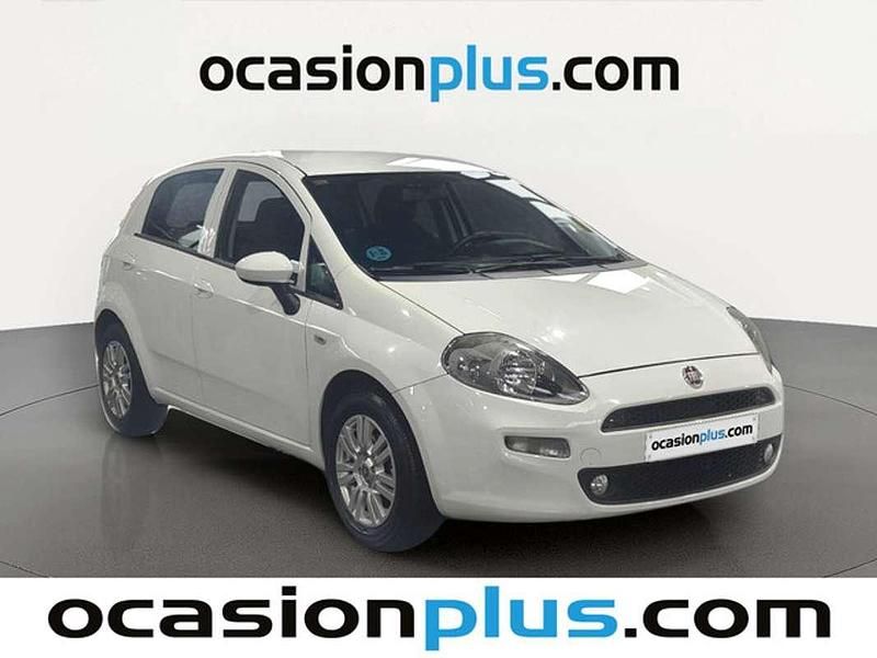 Usado Fiat Punto Easy 69 CV (50 kW) 2016 Blanco Utilitario