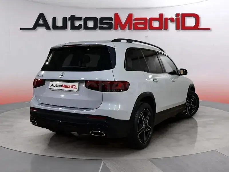 Usado Mercedes GLB180 136 CV (100 kW) 2020 Blanco SUV
