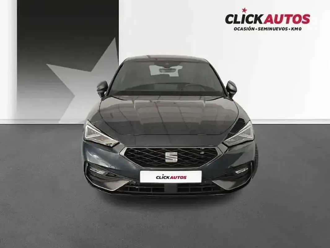Usado Seat Leon FR 150 CV (110 kW) 2025 Gris Utilitario
