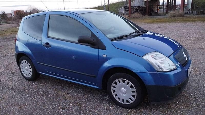 Käytetty Citroën C2 69 HP (50 kW) 2004 Sininen Viistoperä