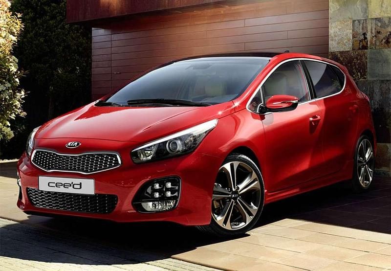 Usado Kia Ceed 101 CV (74 kW) 2016 Plateado Utilitario