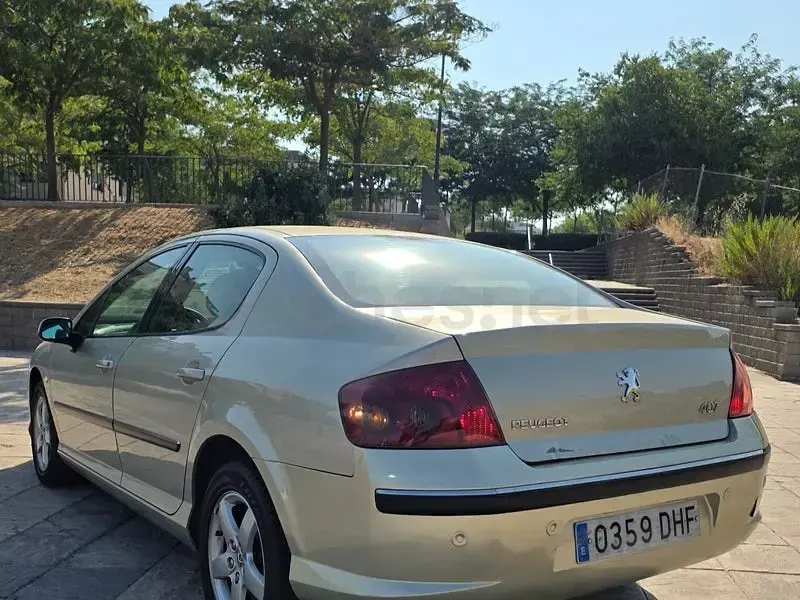 Usado Peugeot 407 136 CV (100 kW) 2005 Beige Berlina