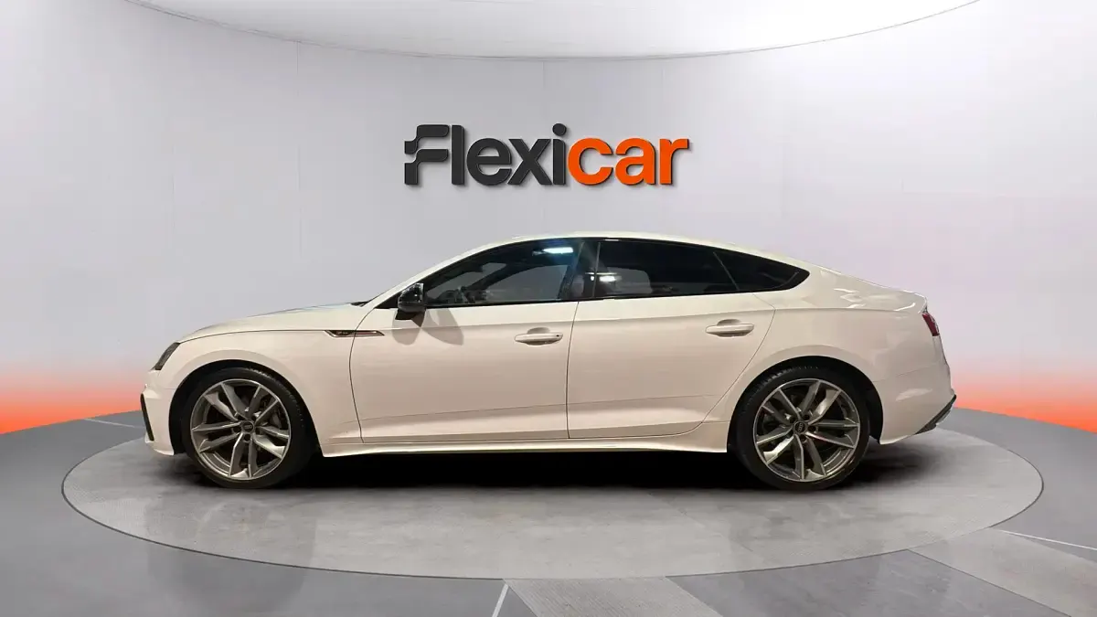 Usado Audi A5 Sportback Premium 204 CV (150 kW) 2024 Blanco Utilitario