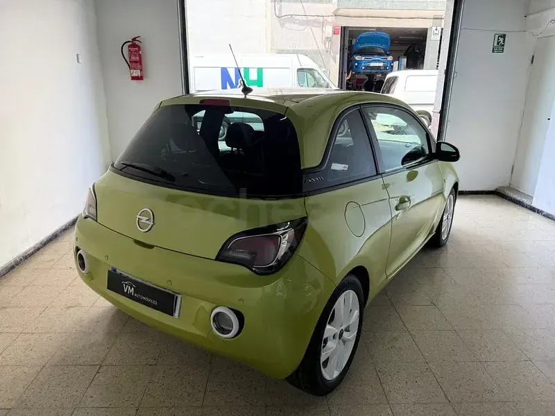 Usado Opel Adam Jam 87 CV (63 kW) 2014 Verde Utilitario