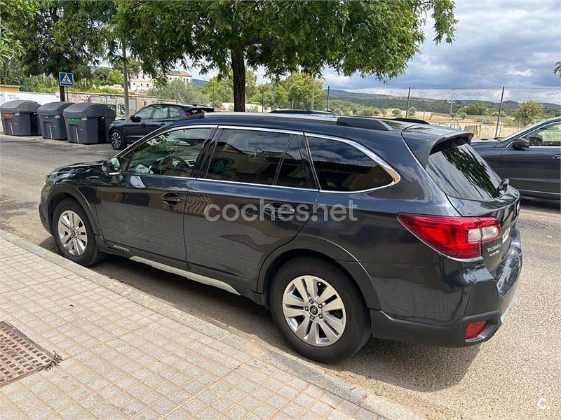 Usado Subaru Outback 150 CV (110 kW) 2017 Azul SUV