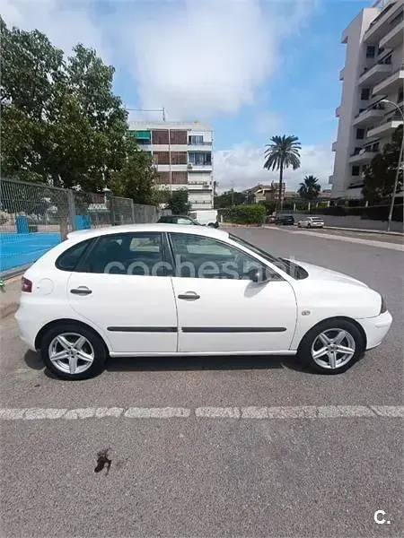 Usado Seat Ibiza Reference 80 CV (58 kW) 2007 Blanco Utilitario