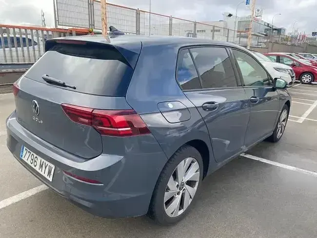 Usado VW Golf VIII 115 CV (84 kW) 2025 Gris