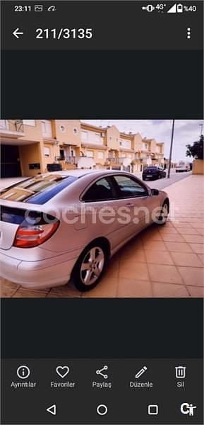 Usado Mercedes C220 150 CV (110 kW) 2006 Gris / plata Berlina