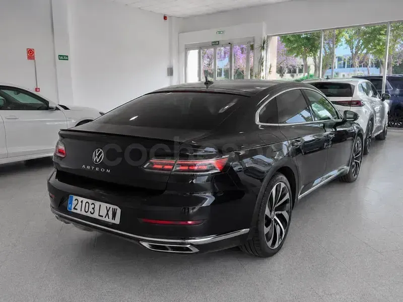 Usado VW Arteon R-line 150 CV (110 kW) 2022 Negro Berlina