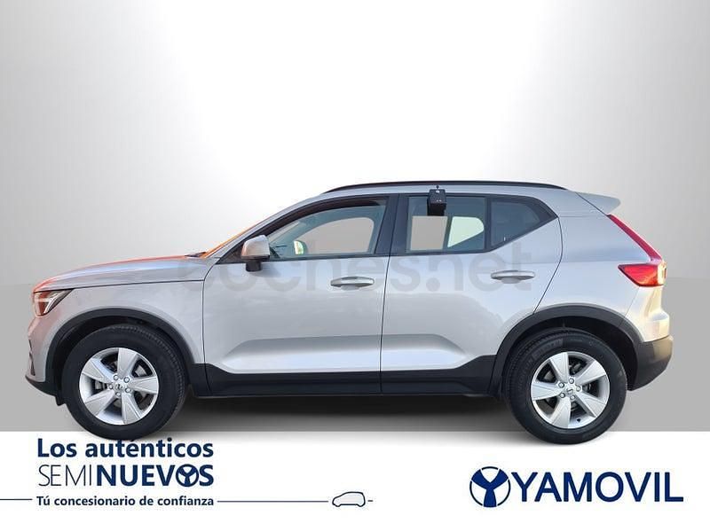 Usado Volvo XC40 129 CV (94 kW) 2022 Gris / plata SUV