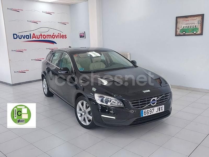 Negro Usado 2017 Volvo V60 Kinetic Familiar | 10.900 € (Precio justo) - Imagen 1/4