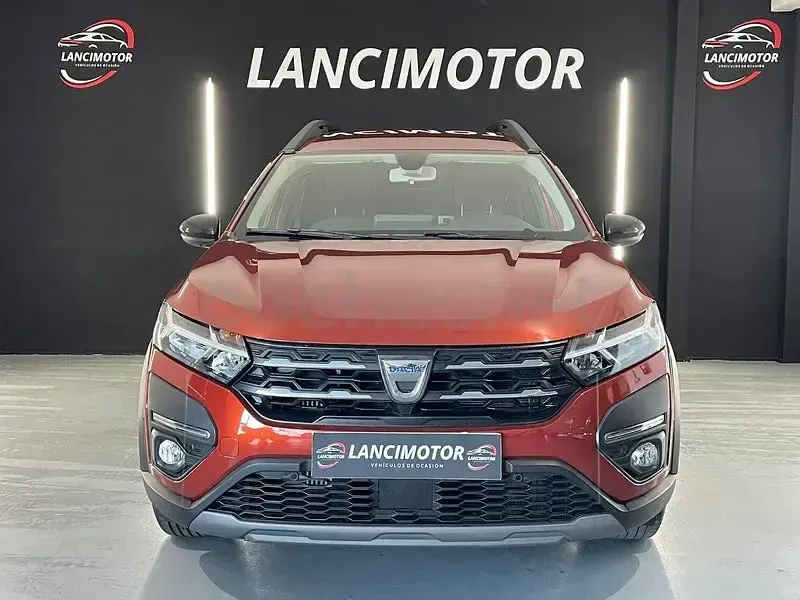 Usado Dacia Jogger Extreme 110 CV (80 kW) 2023 Naranja Monovolumen