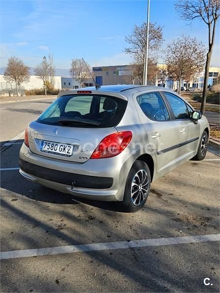 Usado Peugeot 207 95 CV (69 kW) 2009 Gris / plata Berlina