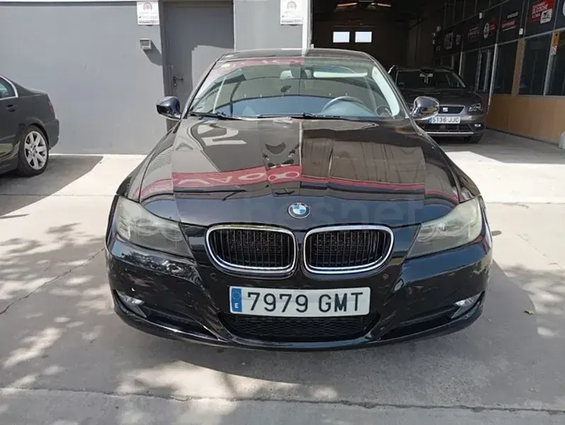 Usado BMW 320 177 CV (130 kW) 2009 Negro Berlina