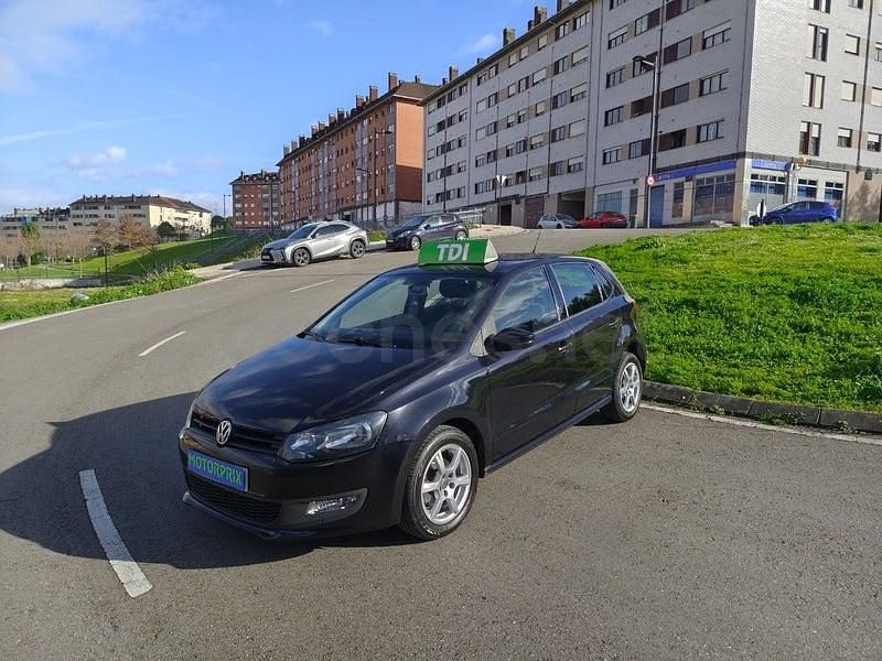 Usado VW Polo Advance 90 CV (66 kW) 2014 Negro Berlina