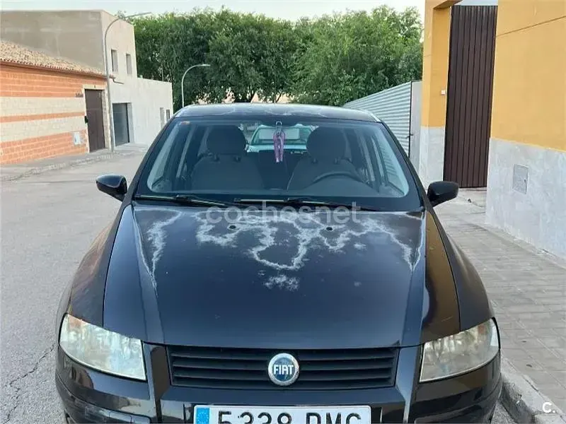 Usado Fiat Stilo Dynamic 115 CV (84 kW) 2005 Negro Berlina