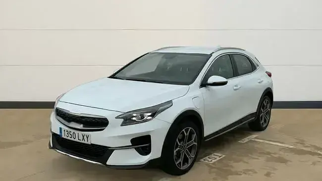 Usado Kia XCeed 141 CV (103 kW) 2022 Blanco SUV