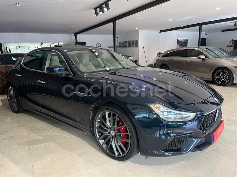 Usado Maserati Ghibli 430 CV (316 kW) 2022 Azul Berlina
