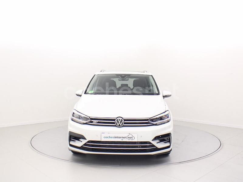 Usado VW Touran R-line 150 CV (110 kW) 2025 Blanco Monovolumen
